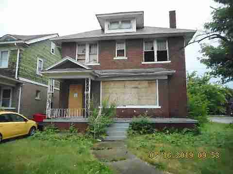 2900 Collingwood (1)_m.jpg